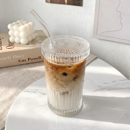 Aurel Cup with Straw
