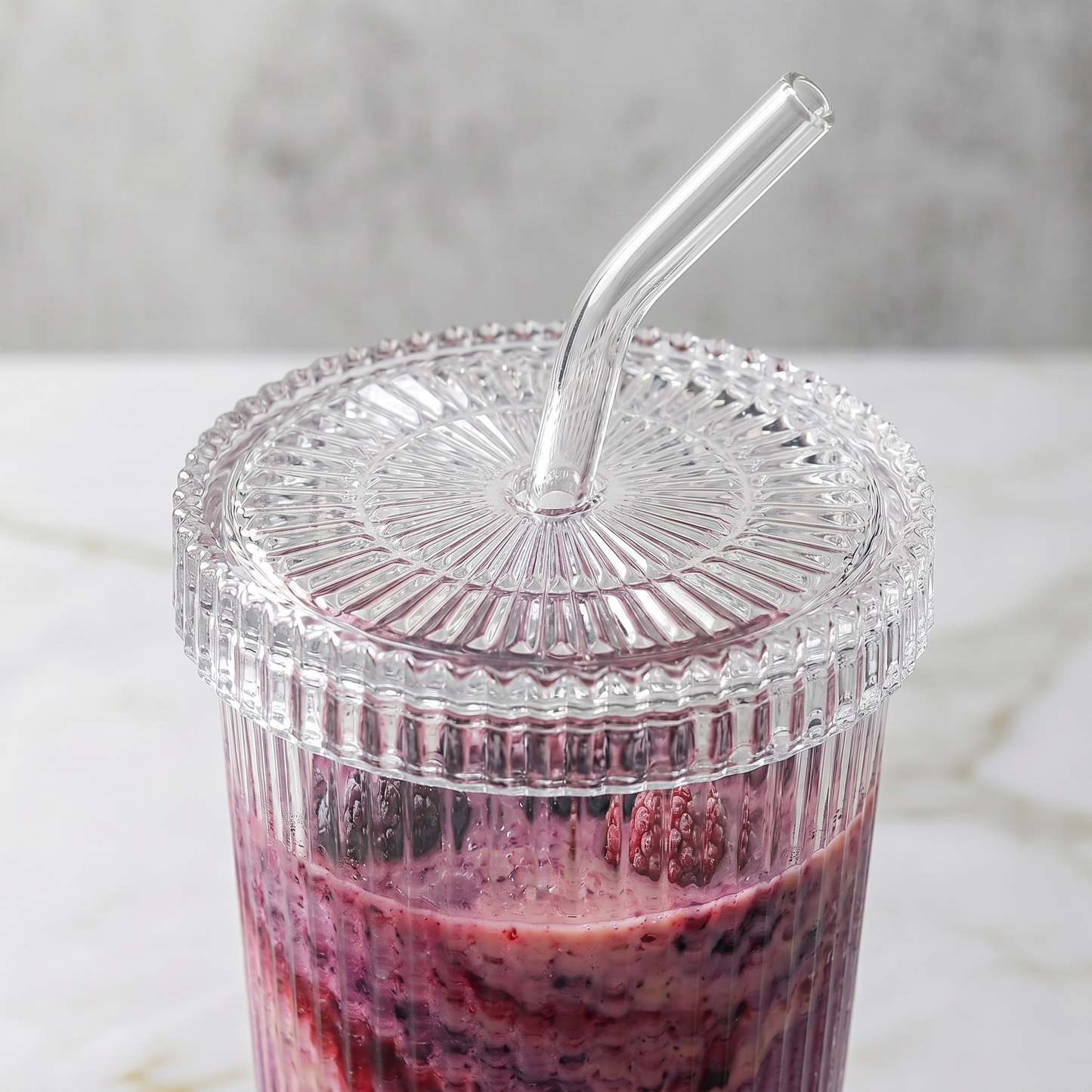 Nervure Cup with Straw